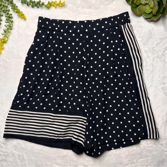 Stella McCartney Pants - Stella McCartney Zandra Printed Silk Crepe De Chine Shorts In Black EU 38/ US 8